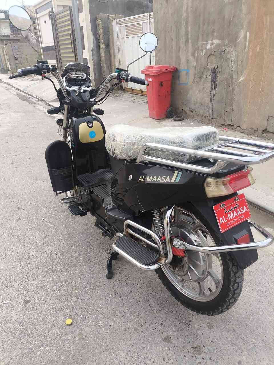 هارلي لبيع موديل 24 نوع الماسه بطاريات عشره يقرن ونص كهربائيات كلها شغاله اي نقص مابيه جهاز مانع سرقه تحكم عن بعد بصمتين وسويجين دراجه نضافه فول كل 
نقص مابيه سعر 450, بيه مجال 
***********
+9647827587898
