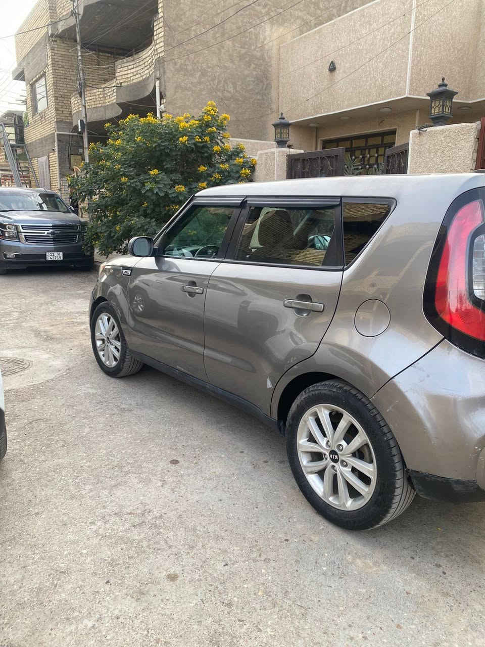 كيا صول موديل 17 أمريكي محرك 2000 حادث تبديل بابين عكس السائق اصلي نفس الون بدون دواخلي حلوه وجاهزه السعر 113 في بغداد الزعفرانية *********** بغداد, العراق
