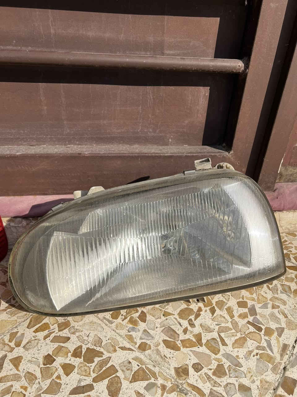 السلام وعليكم لايتات وبك لايتات مال كوالف     مكاني موصل سعرهم 30الف قفل ***********
