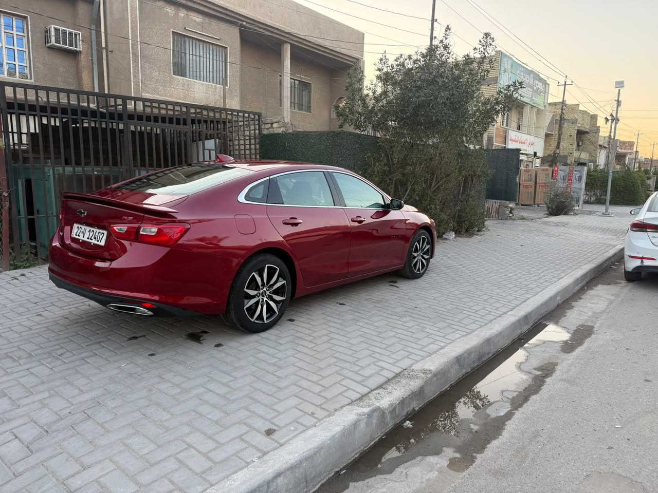 سلام عليكم ماليبو Rsموديل ٢٠٢٤ حادثه مرفق بل صوره  ماشيه ٢١ كير مكينه حداديه خير  من الله تخم تاير جديد باتري جديد سياره عله ايدي وخير ومن الله ترايك وين ميعجبك السعر ١٣٢ وبيه مجال الاستفسار الاتصال عله الرقم *********** مكان السياره سيديه حي العلام
