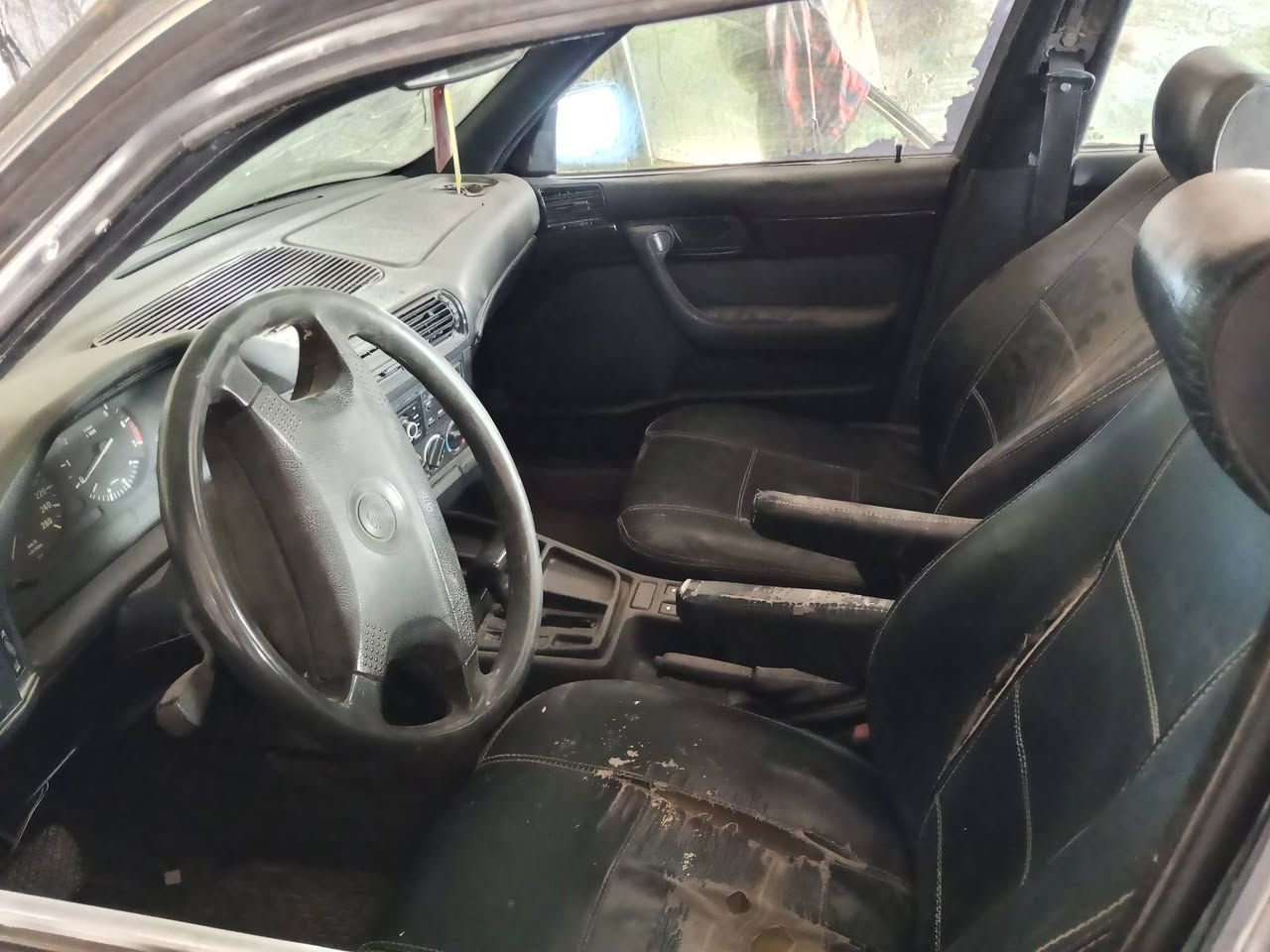 السلام عليكم من رخصه الادمن بي ام 520 مسكر عدل يرادله ترتيب سياره شغاله كير من بدل نمره تطفي مادري ليش رقم بغداد ب اسمي سعر 30 وبيه مجال *********** مكان بابل قرب سيطرت الاثار
