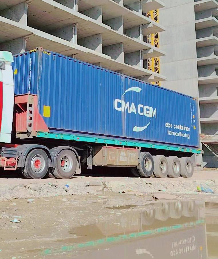 السلام عليكم 
عربانه حداديه للبيع طولها 12ونص دناكير 16 جاهزه لشغل

مكاني بغداد اللطيفيه

***********
