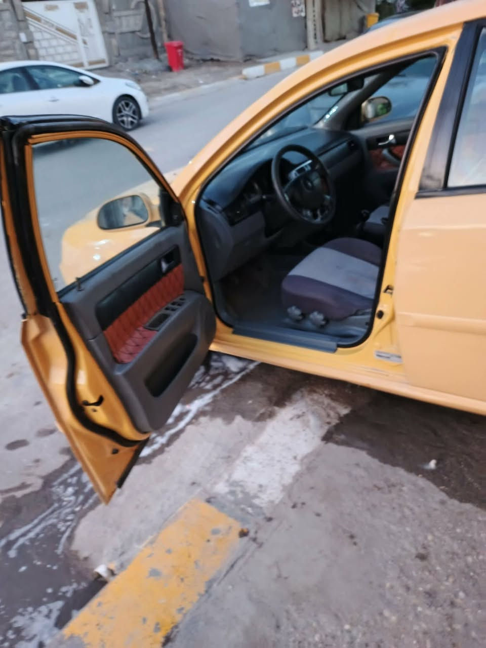 اوبترا ٢٠١٠ مداور ثاني يوم كير مكينه تبريد مكفول كير عادي باب مبدل ورى لسايق سيارة نضيفه جدا مكاني ناصرية مركز سعر٥٨  وبيها مجال
رقم الهاتف ***********
