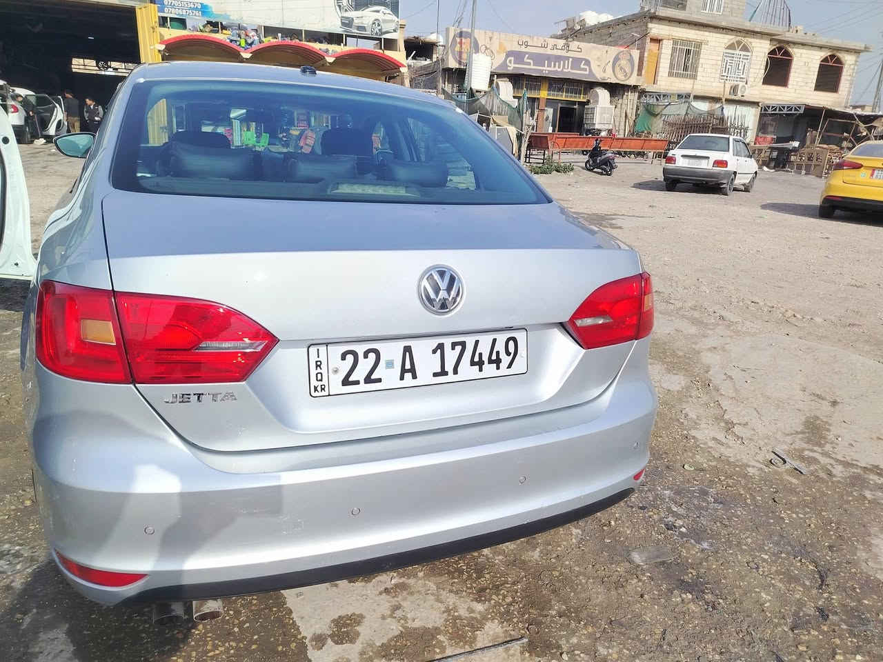 سلام عليكم جيتا 2014 رقم اربيل الجديد بأسمي سنويه لل 31 خليجيه السياره محرك 2000 تنفس طبيعي محرك وكير وحداديه جيد جدا تخم تاير دواخل حلوه السياره نظيفه جدا بيها بارد قليل بالجاملغ الامامي  موضح بالفديو السعر 115 مكانها كربلاء المقدسة للاستفسار اكثر ***********
