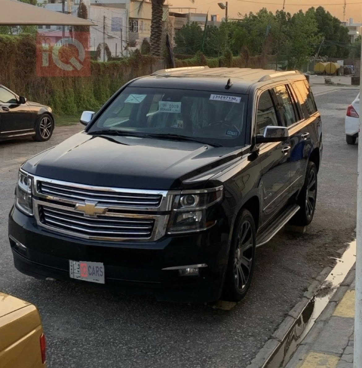 سلام عليكم تاهو 2019 بريمير كلين تايتل حادثها سرقه مكينه ماشيه 70 الف كيلو رقم بغداد خصوصي السياره Vip كشنات خلفيه منفصله 
السياره تو ويل دفع خلفي 
تدفئه تبريد مقاعد تدفئه ستيرن صندوك كهربائي فتحه سقف اضويه LED شاشه لمس كبيره مثبت سرعه ومساعد صعود المرتفعات مقابض ابواب كروم ومعروفه مواصفات البريمير
بيها كم شغله بسيطه مثل جام البكلايت الخلفي الايمن مكسور يتبدل فقط جام وبيها كم رصعه 2 تقريبا فقط 
رقم الاتصال ***********
سعرها 39,000 دولار (3 شدات و90 ورقه)
وبيها مجال بسيط
