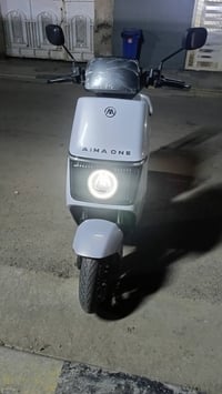 دراجه شحن نضيفه  استخدام اسبوع واحد فقط  اتصال على الرقم  07809957713
