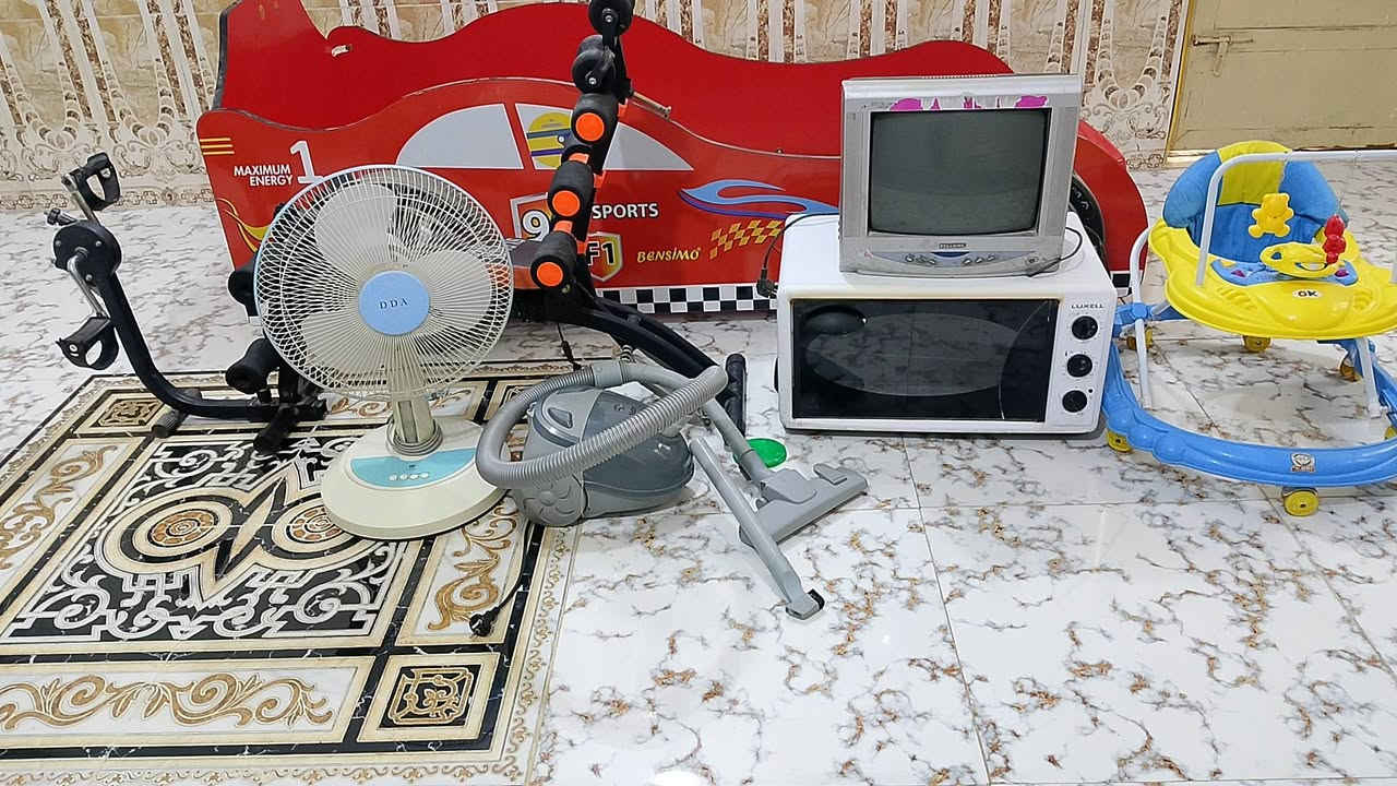 الاغراض كلها بـ100,000الف دينار
للتوصل والاستفسار ***********

