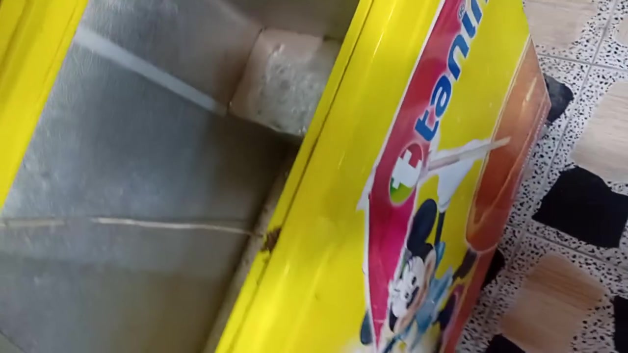 السلام عليكم
مجمدات عدد اثنين نقص ٣ جام وبيها ليك 
ابيع فحم اثنينها ٢٠٠ الف


**إذا كنت صاحب هذا الإعلان وتريد حذفه لأي سبب، رجاءا أرسل رسالة إلى الدعم الفني**