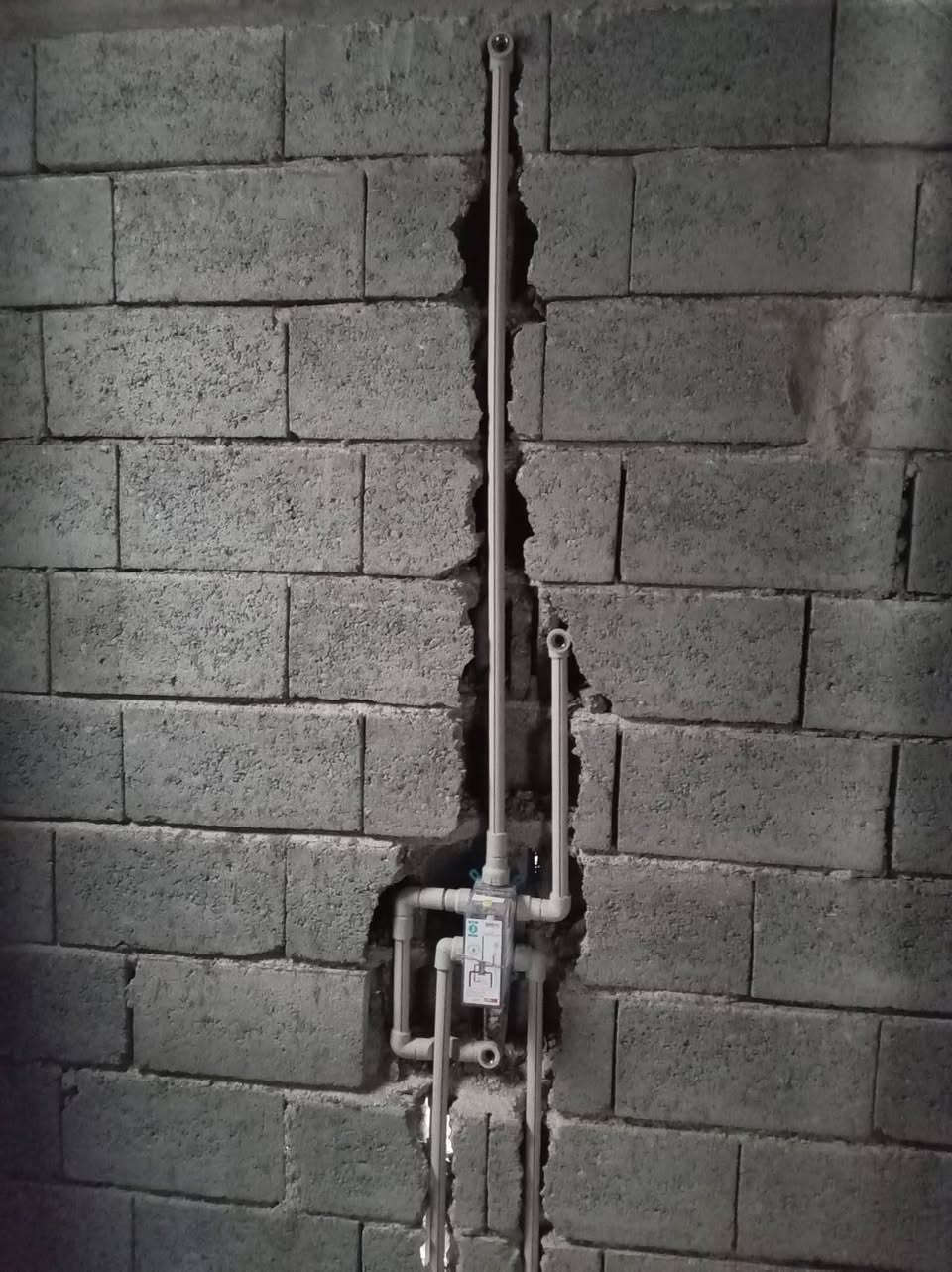 السلام عليكم 
تسيس كهربايات +مجاري +ماء
تسيس حديت درجه اولى 
داخل ناحيه سليمان بيك واطرافه
***********
