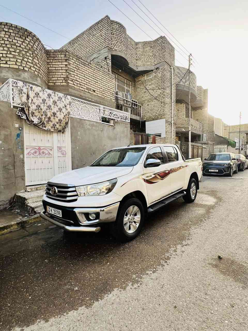 السلام عليكم هايلوكس 2018سياره كويتي مكفوله عده طخات جاملغ امامي وخلفي موضح بل صور السعر 235 وبيه مجال بسيط ***********
