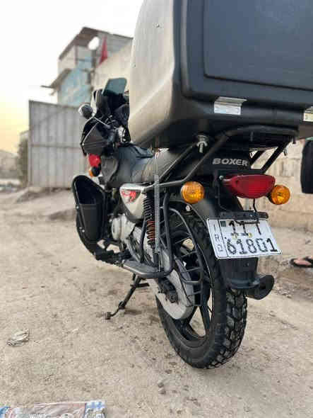 بوكسر موديل 2021 جبلي للبيع
مرقم بغداد لوحات نكليزي وبسمي شرط تحويل ثاني يوم
دراجه خير من الله اي نقص مابيهة تجي بعينك وتشوف
دراجه مبدل بيهة كاز كيت وبدللهة كلجات جديد شركة صار اربع تيام سعر ملونين 100 وبيهة مجال ***********
