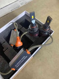 لايت زنون شمسي • أصفر