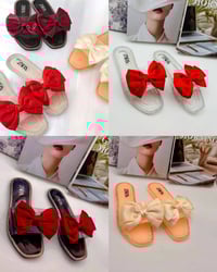 سليبر شفاف • قياس ٣٧-٤١ • توصيل جميع المحافظات