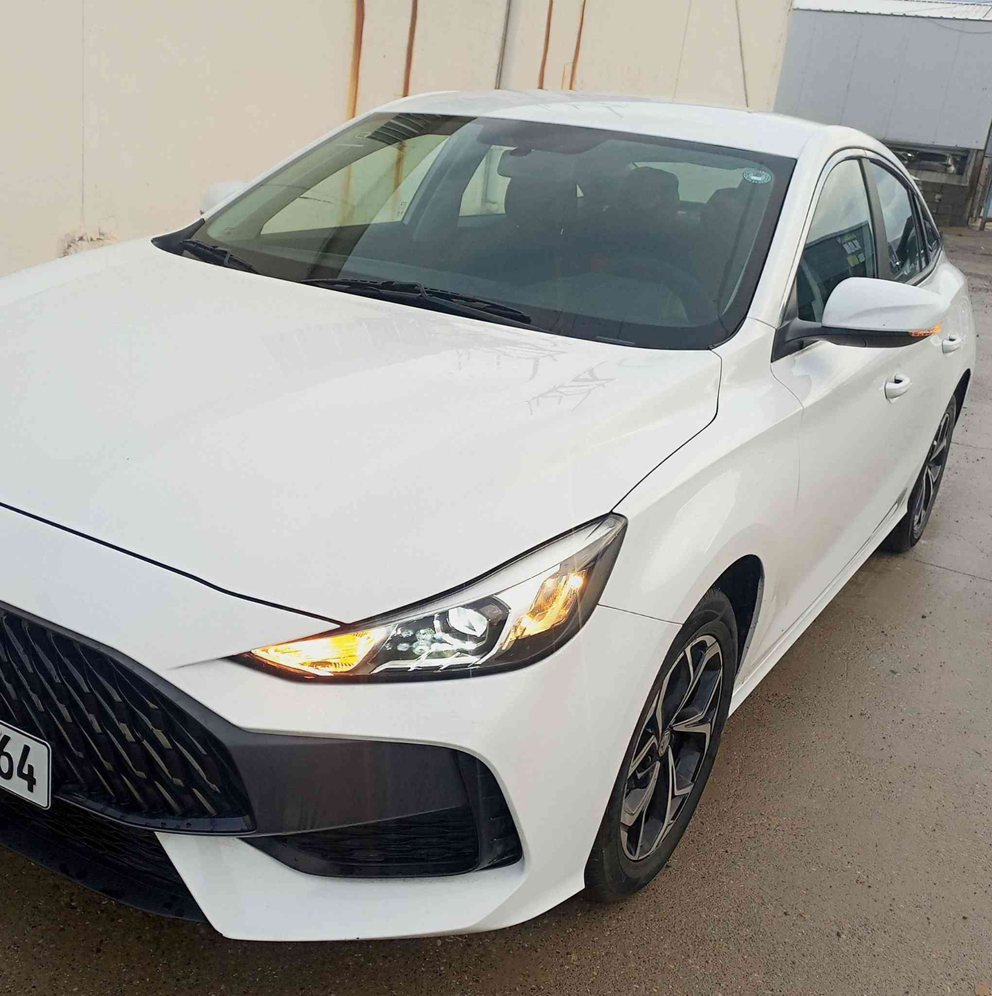 ئێمجی جی تی ٢٠٢٥ گێڕ عادی
هیچی نیە ٢٣ هەزار ڕۆشتوە بەرگەکوشنی جلدی تێگیراوە دەشبولی کاربۆن فایبەرە تابلۆی هەولێرە نرخی ٩٩ گەڵاو معامەلەیە کەم 
شوێن چەمچەماڵ و سلێمانی 
***********
***********
