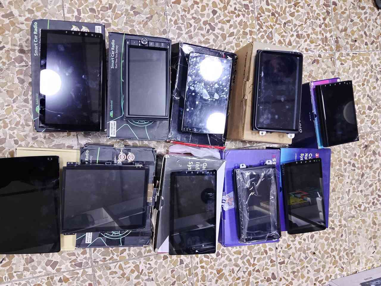 شاشات اندرويد كار بلي فول حجم 10  وا 9 ماركه اصليه فول موصفات تصل ***********
