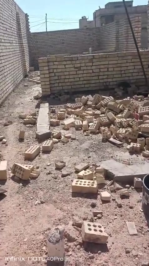 للبيع - هيكل سكني
📍 الموقع: الخطيب الزراعي، شارع الضغط، السايدان
📍 الكاع باسم: جبار العويني
📄 سند رقم: 25
🏗️ مساحة الهيكل: 80 متر
🔨 حالة البناء: هيكل، ناقصه يومين عمل، المواد موجودة، ينتهي الطابق الأول
💧 الماء: مسحوب
💰 السعر: 65 مليون
📞 للتواصل: ***********
