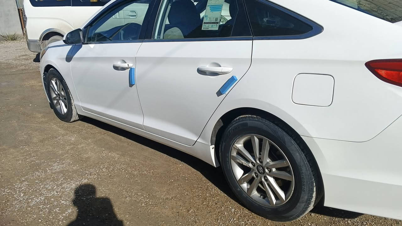 سوناتا 2016 محرك 2400 وارد امريكي gdi لون أبيض رقم بغداد دولي سنويه 2029السعر 130وبيه مجال بسيط ***********
