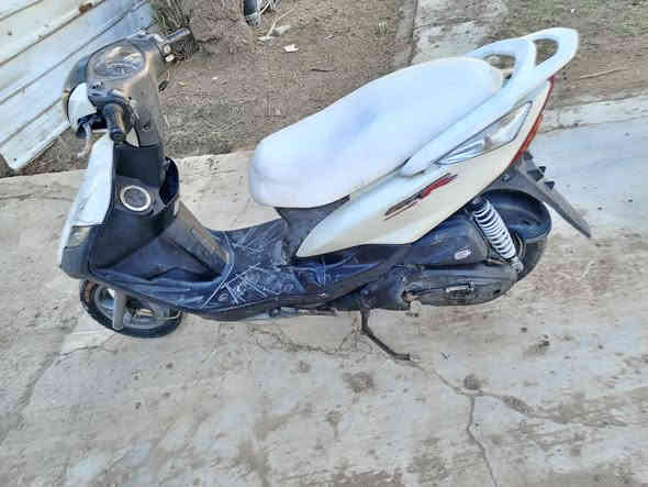 للبيع ثعلب كاملة من كلشي مكينة ابلادية برغي ما مفتوح بيهة ناعمة كلش شلعة و معدل كهربائيات كلهة شغالة تايرات دبلات نضيفة السعر 650 بيهة مجال بسيط مكاني بغداد الشعلة الرقم ***********الشراي يتصل
