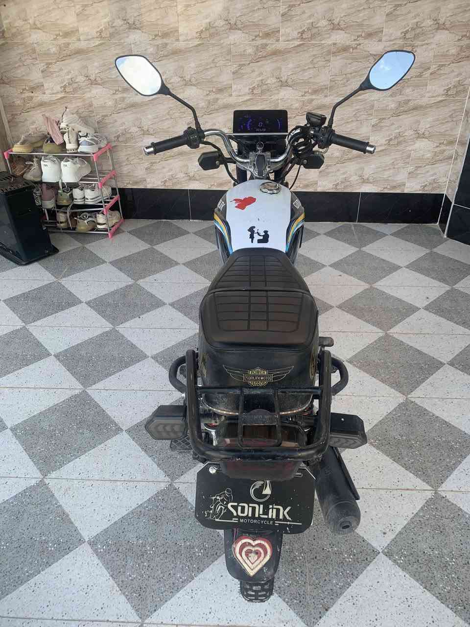 موطور سولنك 5كير موديل2025  محرك 200بعده جديد شركه سويجات بصمات  اوراق كامله  رايده 860وبي  مجال بسيط  كامله مكمله كلشي ما بدل بي لْـۆ برغي والدراجه حيل حلوه ونضيفه ماشيه 3000بعد اخت الزيرو 

الي يحب يشتري موجود خاص وهذا رقمي

 ***********

مكاني القائم حصيبه 

ادمن حب 🤍
