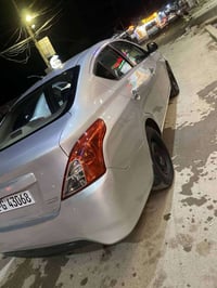 نيسان صني • ٢٠١٥ • توماتيك