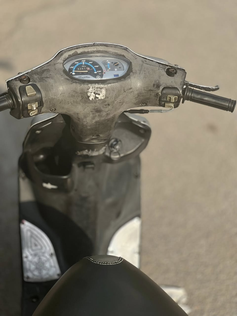 سلام عليكم ماكس قجمه نضيفه حيل مو شويه السرعه120 كهربائيات كله شغاله محرك ناعم لا تنقيص ولا دخان دهن جديد سلف هندر بس السلف عايزله  شخاطه سعره4 السعر300مكاني بغداد الغزاليه ***********
