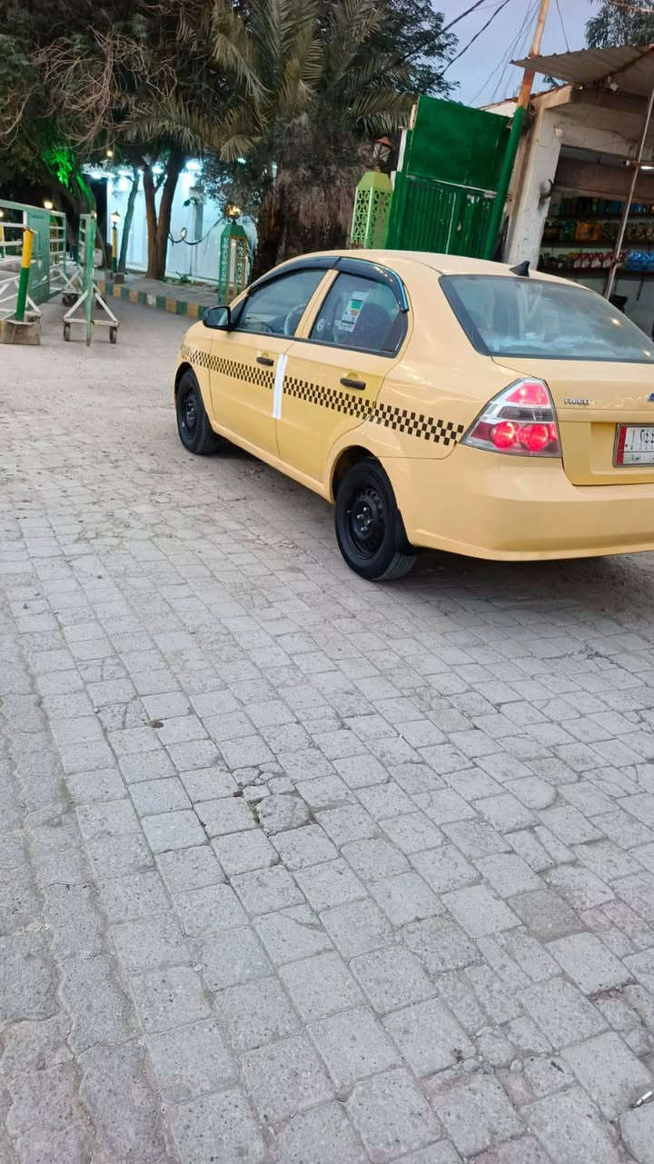 السلام عليكم افيو للبيع 10خليجي مكفوله من الضربه جاهز كير ومحرك وحداديه جدد وتخم تاير وكهربيات كله جاهزه ماببه اي نقص مصفره هيه السعر50عليه غرامه 500الف ينزلن من السعر المكان الدوانيه غماس للستفسار علا الرقم ***********واتساب
