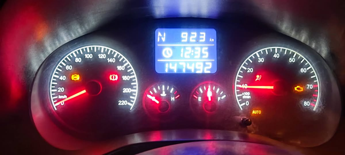 سلام عليكم
تيكو مديل ٢٠١٣ رقم قاسية بسمي
سياره حلوه ونضيفه
قماره مابيها قطرة خياس
كير محرك مكفولات
ماشية 147 حقيقي
مكان السياره الديوانية
السعر 48 وبيها مجال
رقم ***********
