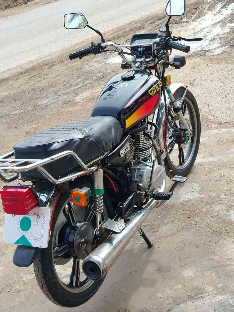 البيع درجة سيفان مال واحد مستعجل سعر 250 تصال عل رقم ***********
