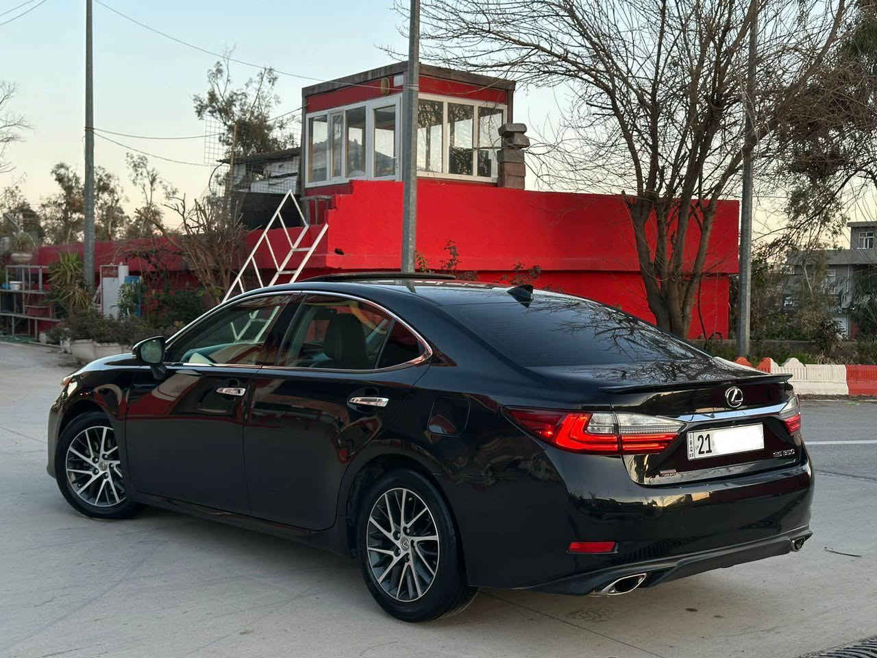 لێگزز ES350 کلین بێ بۆیاخ سحر185$ژم ***********
لێگزز 350es مۆدیل 2017 ماسەفات ئەمریکی فول فول ماسەفات. بەسمە سڵایتی رادار خەتی جادە راداری ٣٦٠ پلە تەنیشت پشت پێش کامل حاسەو رادارە ئاوێنە رادار کوشن ساردو گەرم کوشن جڵد  کوشن خەزن  پەردە سێمۆدی لێخورین 
سەیارەکە کلینە بێ بۆیاخ بێ کرانەوە بێ تەحدیل بێ شوخت دەعامیشی بۆیاخ نیە 
سەیارەکە خۆی دیارە دەعامی بۆ دەعامی بەشەرت 
گێر و مەکینەی بورخی دەسکاری نەکراوە  67 هەزار رۆشتوە
سەنەوی تازەیە رەقەم سلێمانی 
 شوێن رانیە.  سحر 185$   ژم *********** وەتس ئەپ رانية, السليمانية
