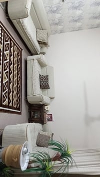 تخم 10 مقاعد السعر /500 وبي مجال  الرقم /07804490347