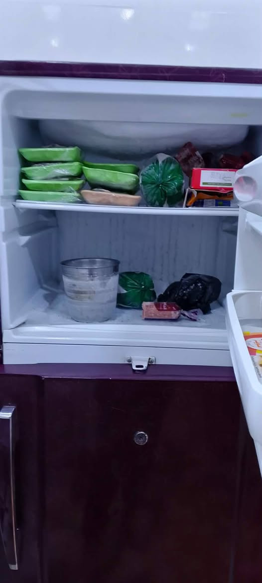 ثلاجه نظيفه كلش 210
،سنك 65
المكان الشطره


**إذا كنت صاحب هذا الإعلان وتريد حذفه لأي سبب، رجاءا أرسل رسالة إلى الدعم الفني**