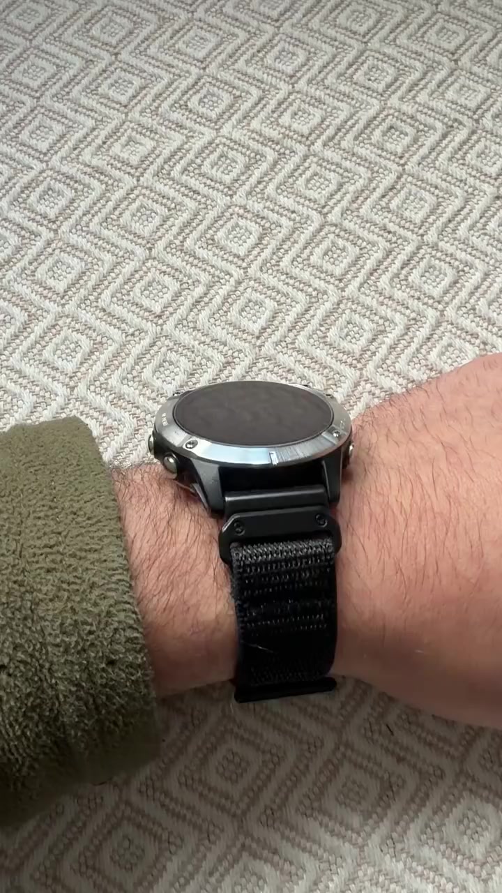 Garmin fenix  6
47
نظافە ٩٥٪
بطاریە ١٠-١٥ یوم
سعر ٢٨٥ الف
فقط للغە انگلیزیە


**إذا كنت صاحب هذا الإعلان وتريد حذفه لأي سبب، رجاءا أرسل رسالة إلى الدعم الفني**