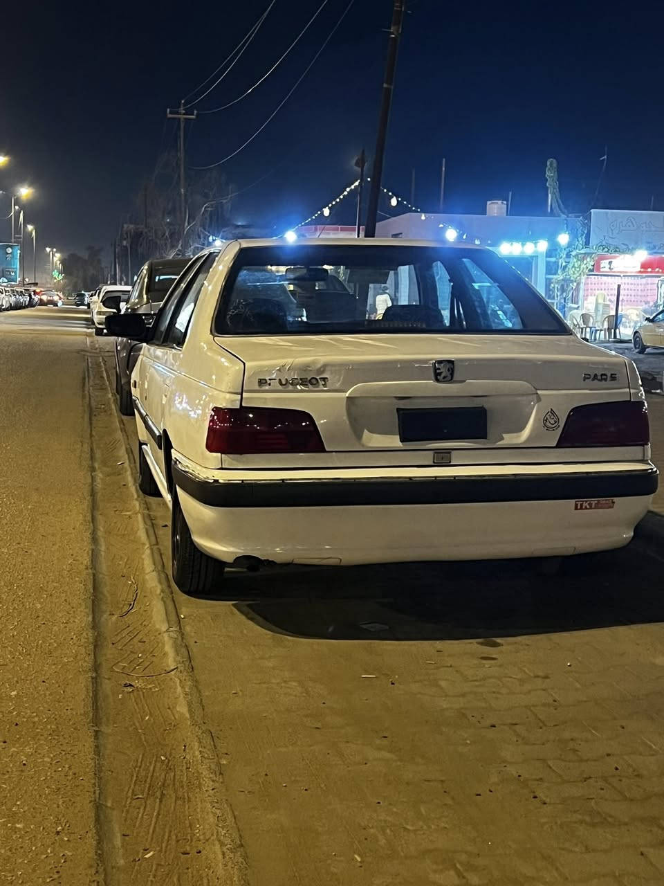 بيجو بارص مديل 

رقم نجف سنويه لل2029
2012
مكينه وكير وتبريد وحداديه 
وتخم تاير كفاله 
بيها جاملغ وبنيد يعني طخه من كدام بسيطه 
مكاني نجف 
السعر ٤٢ بيها مجال بسيط
***********
