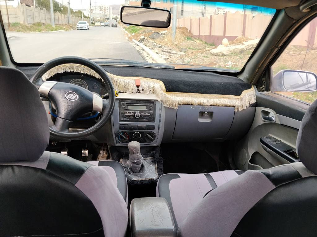 ليفان 520 
موديل 2008
قطارة مال بنزين لتر يمشي 15 كيلو
تانكي 52 لتر يمشي 780 كيلو
محرك و كير بشرط
غرامة 200$ من السعر ينزل
رقم دهوك وكالة عامة موصل, نينوى


**إذا كنت صاحب هذا الإعلان وتريد حذفه لأي سبب، رجاءا أرسل رسالة إلى الدعم الفني**