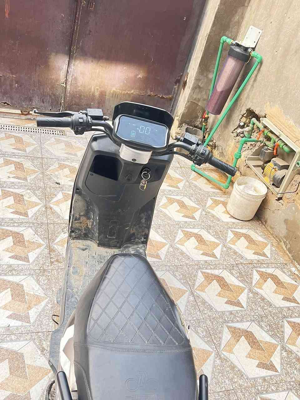 ‏سلام عليكم دراجة شحن للبيع السعر 350 العنوان بغداد  الرقم ***********
