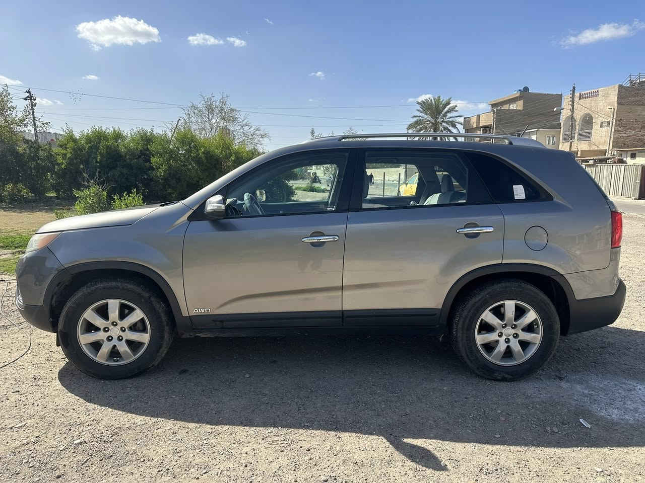 ‏السلام عليكم ورحمة الله وبركاته
سورنتو فيراني 
موديل 2013
7 راكب 6 سلندر 
بدون ايرباك وارد امريكي 
رقمها مشروع وطني بغداد.
السيارة في بغداد
السعر 13500 دولار
***********
