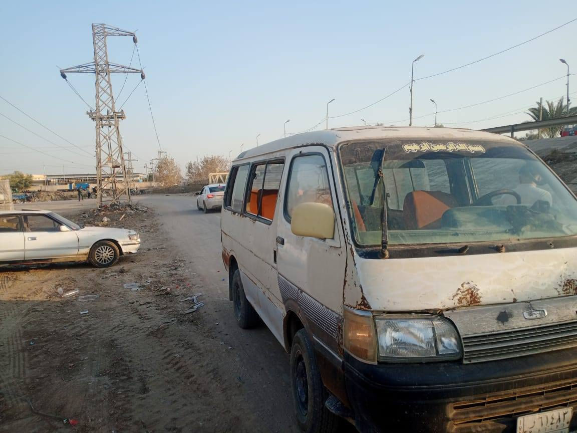 للبيع تويوتا مكرو باص موديل ٩٥ بنزين كير اوتوماتيك ٧ راكب خصوصي رقم بصره الماني محرك ٦ سلندر ونجي حديث سياره جاهزه كير محرك وحداديه وتخم تاير نقصهه كماليات فقط السعر ١٥ ورقه للاتصال *********** مكان السياره بالحله
