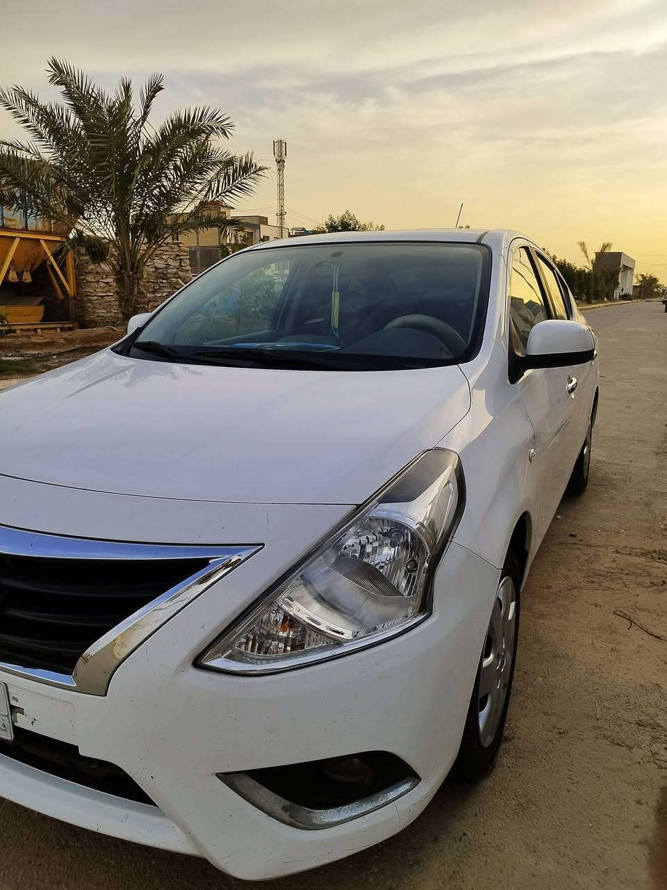 نيسان صني هندي كفاله لاصبغ ولاتبديل بيه بارد فقط مديل ٢٢ حره بدون لوحات للاستفسار *********** غير متواجد على الفيس
