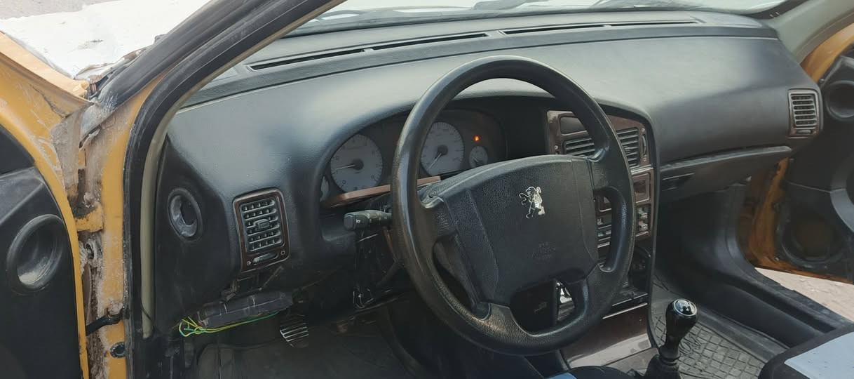 السلام عليكم بيجو بارص مديل ١٥ بابل ألماني 
السيارة كير مكينة جدد تخم تاير السيارة خير من الله
السيارة معروضة بل نجف السعر ١٧ ورقة وبيهة مجال 
السيارة بلا راعي(( انا مكلف بل نشر)) 
اتصل على صاحب السيارة ‏‪***********‬‏
