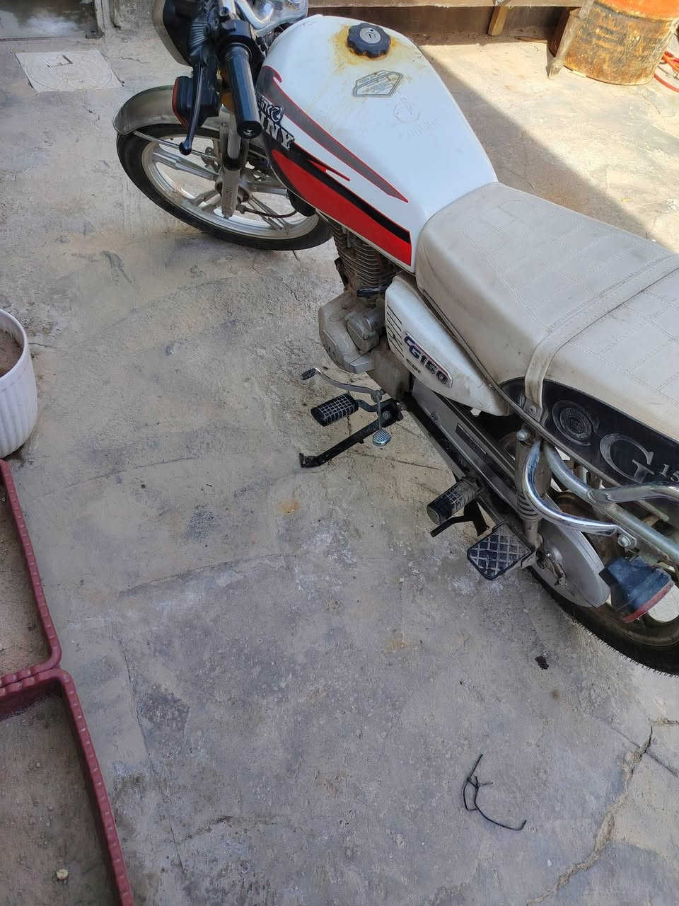 دراجه سيفان مديل ٢٢ الوكيل حمودي العارضي  السعر ٨٠٠ اتصال واساب على الرقم ***********
