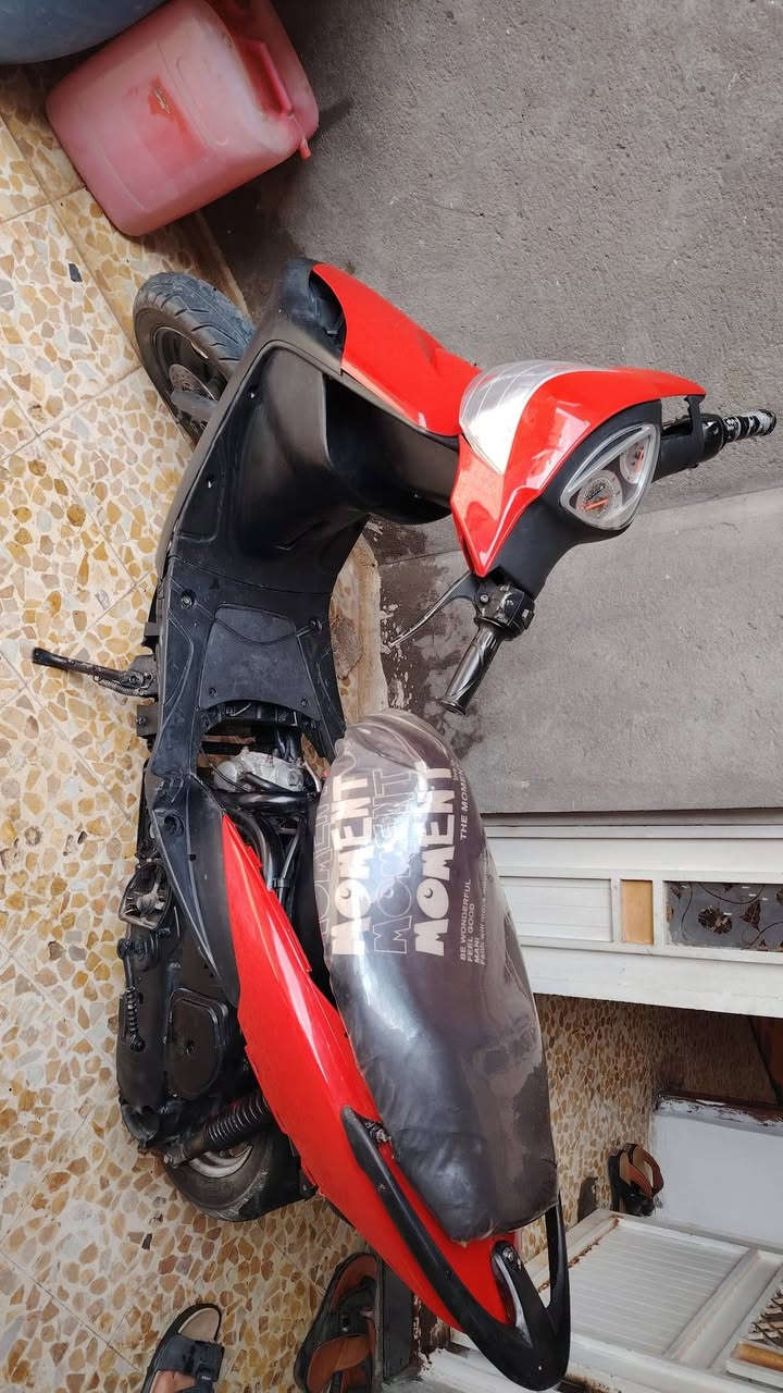 سلام عليكم دراجه ماكس لبيع سعر 450 وراق دراجه مكينه 49 شغاله مكاني حي العسكري *********** واتساب بي
