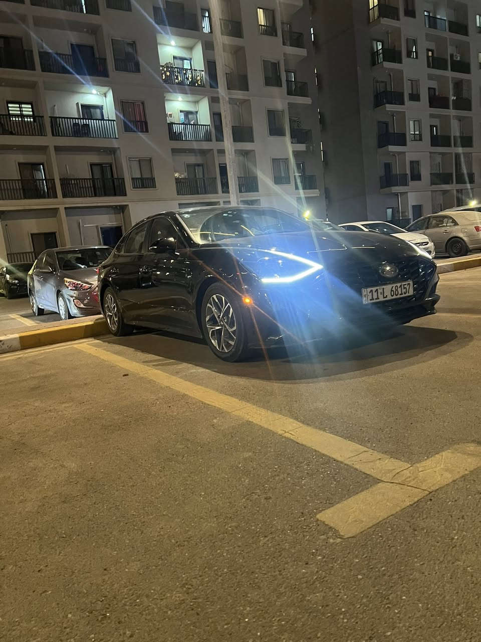 سوناتا  موديل 2023 

محرك 2500 
لسياره دخول جديد  بغداد بسمي
مكينة كير كفاله عامه 
فقط صبغ قبق جنطة وبوارد قليل. ناشر سونار 

لسياره جديده بلخير عل ياخذه ماشيه 48 ميل
مواصفات 

بصمة تشغيل

بصمه ابواب لمس
رادارات امامي وخلفي وجانبي + توقف تلقائي 
 
اشاير بلمري + نقطه عمياء في المري

شاشه الحجم الكبير انج + تحكم عام عله السياره

كشن السايق حساس  

حساسات اماميه وخلفيه

نقاط عمياء عند تغير المسار

حساسات با لابواب للتنبيه عند فتح الباب وسياره قادمه من الخلف
 
سياقة ذاتيه 

تحديد مسار

شاشة  كبيرة كار بلي مع اندرويد اوتو   

اربع وضعيات القياده 

نضام المحافضه عله المسار 

شاحن واير ليس لاسلكي 

منافذ للشحن اماميه

تبريد منفصل للراكب ولسائق

دخول ذكي واناره ترحيب

قفل ذاتي عند الابتعاد

فتح الصندوك الخلفي عند الاقتراب

تشغيل عن بعد

اناره led امامة

بك لايت خلفي led

نضام Auto Hold
يعني بلازدحام تضغط لبريك ضغطه وحده وتشيل رجلك تبقه السياره لازمه بريك الحد ماتضغط عل بانزين يله تمشي

هند بريك بصمه كهرباء

بصمه تشغيل

سستم صوت

مثبت سرعه

تدفئة  كراسي

لسياره حادث امريكا قبق جنطه فقط وبيه بارد قليل  
رقمي ***********
مكاني بغداد حي اور 
للاستفسار اتصل سعر مناسب 
سونار موجود بل منشور
