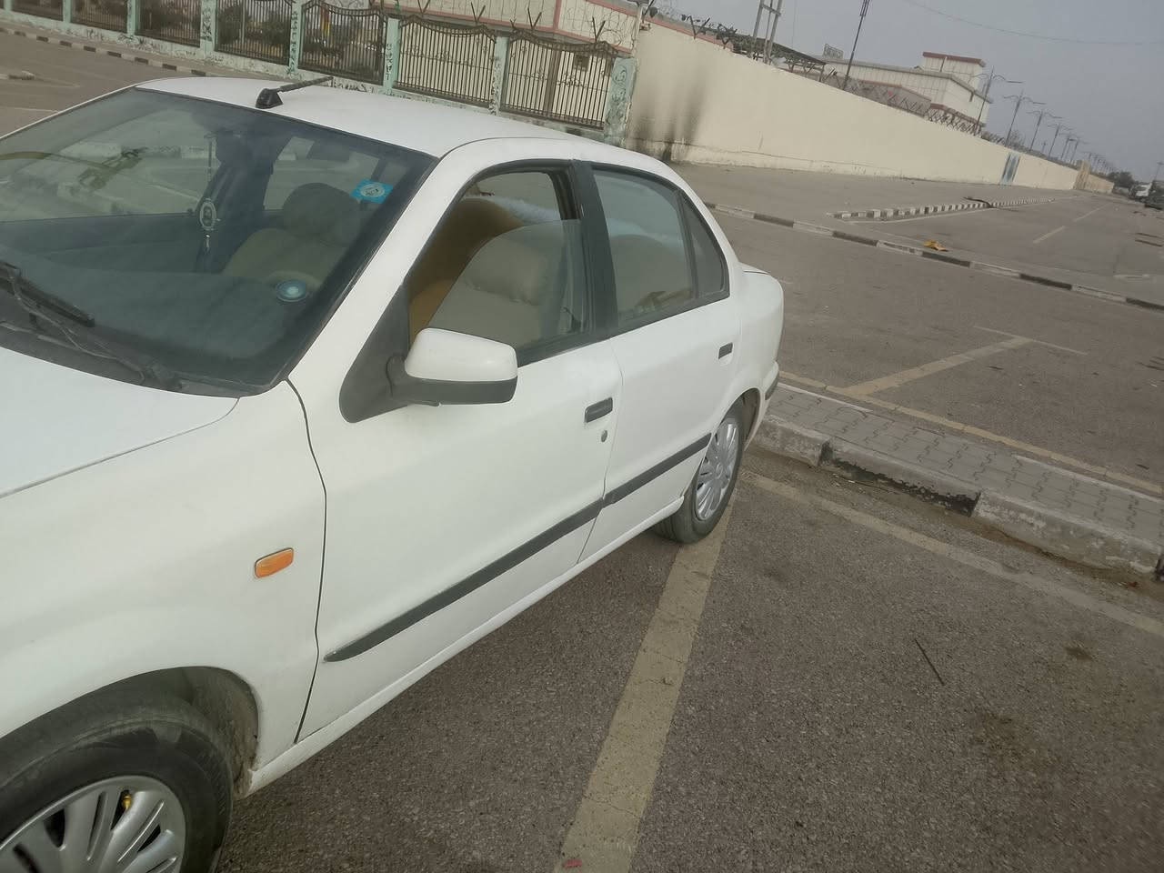 سلام عليكم سياره سمند رقم قادسيه مكان السياره العماره سياره بسمي بيع او مراوس سعر 50 او مراوس اوبتره  لاتصال أو واتساب ***********
