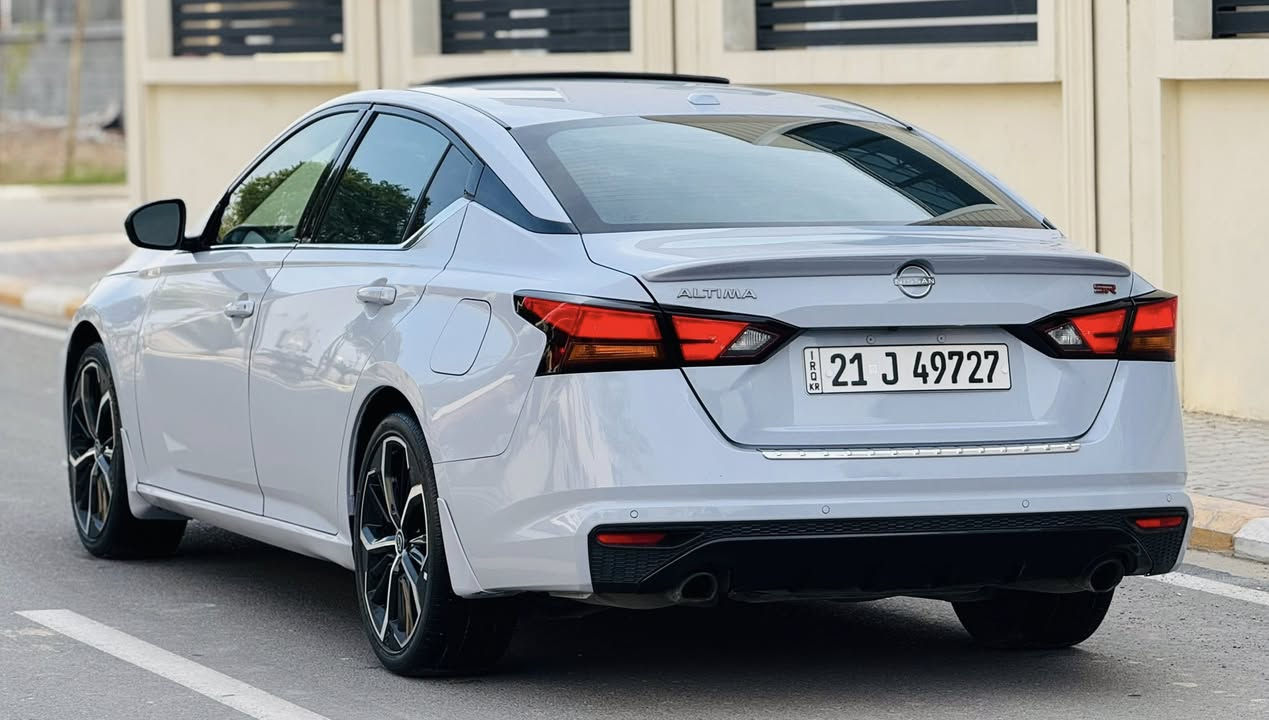 سلام عليكم      
Nissan Altima
    SR PLUS
المحرك :i4_2.5
الون:GRAY
موديل:2023
الموصفات 
سقف اسلايت
شاشه جبير
رادارامامي
رادارخلفي
رادار جانبي
شاشه جبير 
مثبت سرعه
تحديد مسار
بصمه ابواب
كشنات جلد                             
كشنات تدفئه
كشنات كهربائي
حساس خلفي
تشغيل عن بعد
شفتات بالستيرن
كاميرا خلفية دوار
دواخل اسودكاربون
ضرره جاملغ بنيد 
ضرره بدون دواخل
صور سونار ب منشور 
ايرباك استيرن طاك
 راجع سستم شركه   
سعره 182 بيه مجال
📍مكانه ديالى خانقين 
رقم سليمانيه شرط تحويل 
للاستفسار***********
