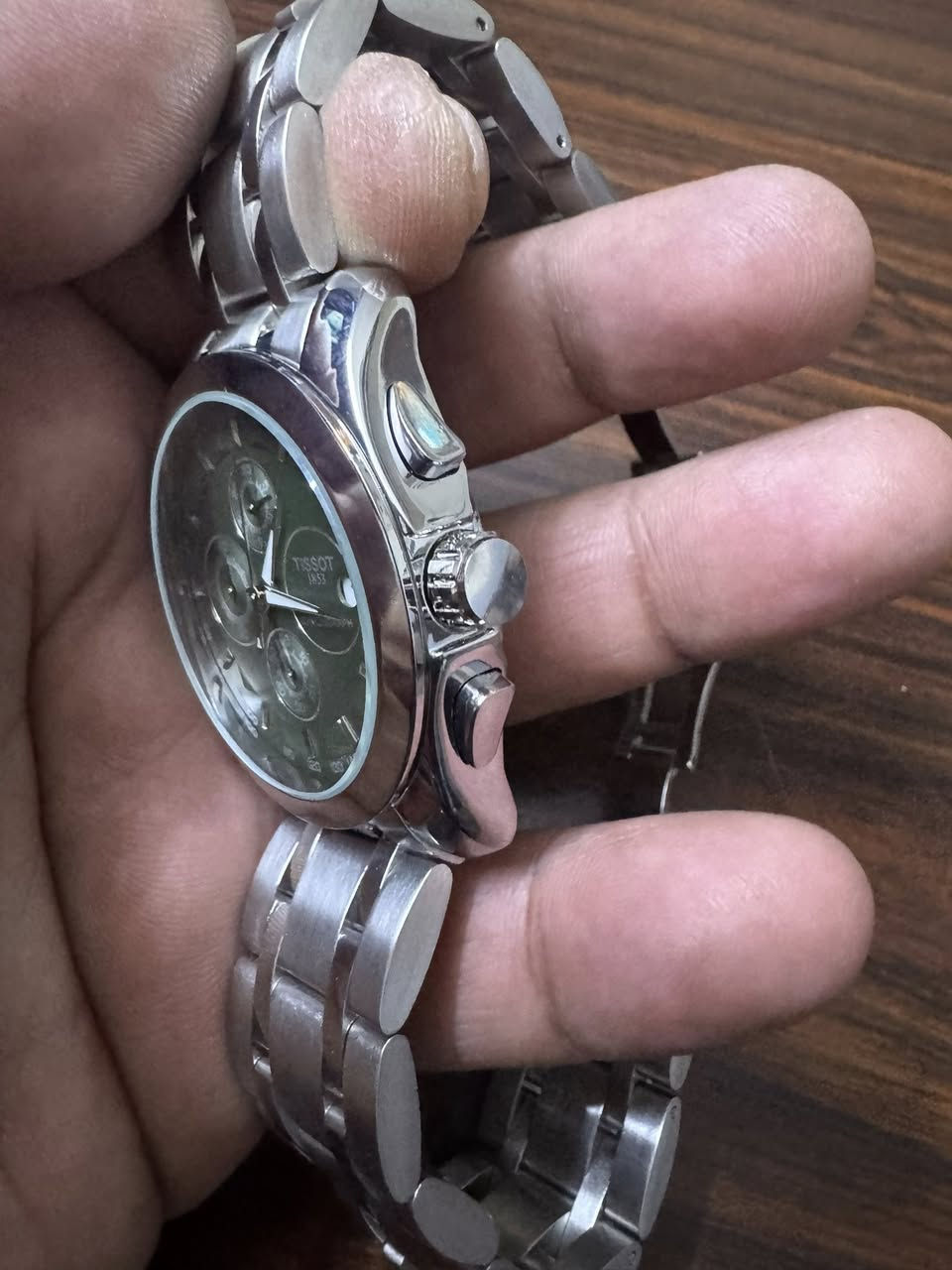 تيسوت كوارتز سناتر شغاله كونغراف ستوب وج مصنوعه من الفولاذ المقاوم للصدأ


**إذا كنت صاحب هذا الإعلان وتريد حذفه لأي سبب، رجاءا أرسل رسالة إلى الدعم الفني**