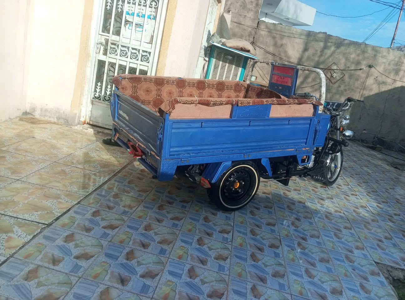 للبيع 23كفاله عامه سعر 2000مكان بابل شوملي تصال عرقم ***********
