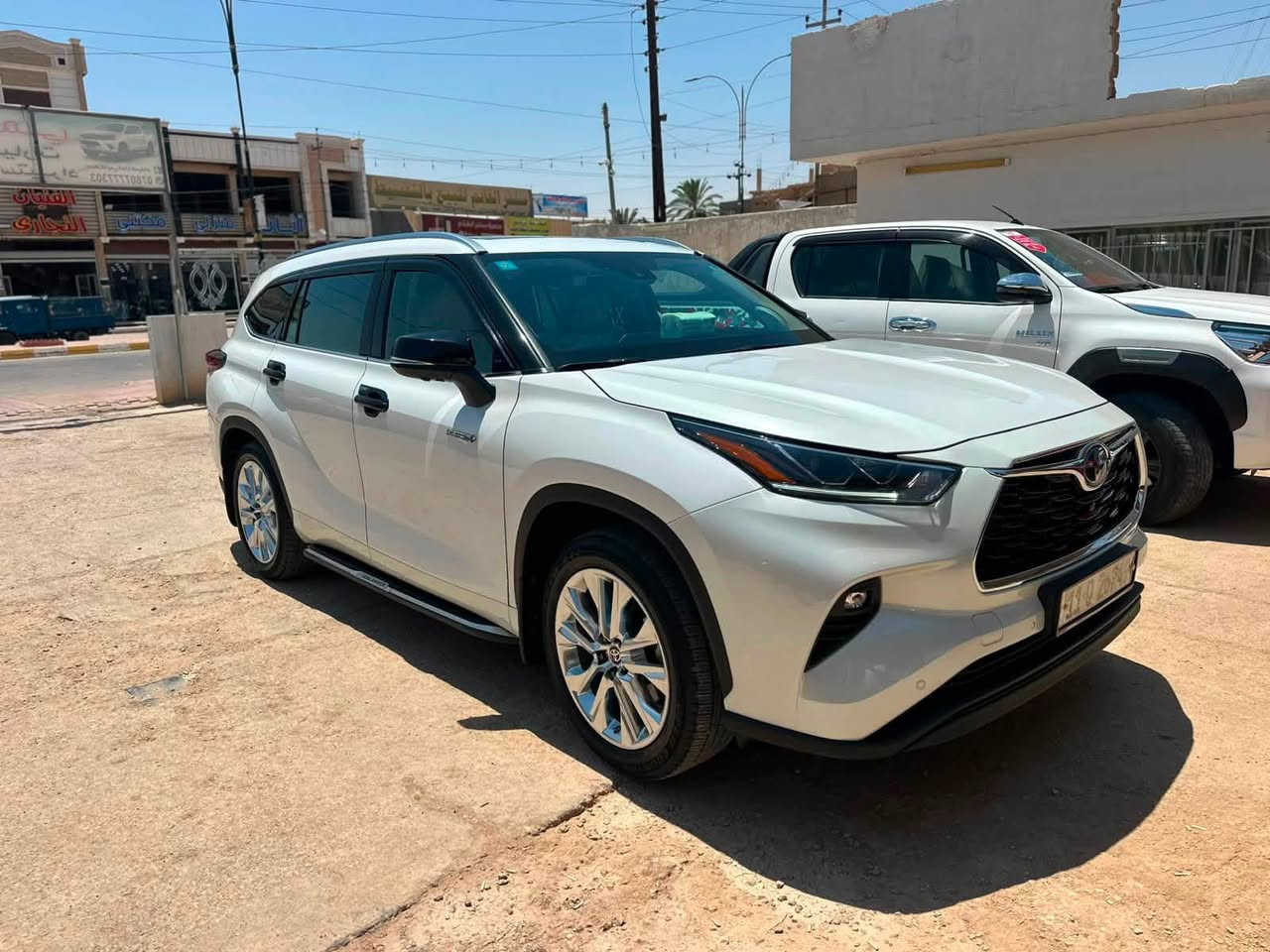 تويوتا هايلاندر لمتد خليجي 🚗
موديل 2024

مستخدم العداد 28000 K.m

مكفوله كفاله عامه بدون اي ملاحظه

مواصفات فول 

محرك 2500 هايبرد 

فور ويل AWD

أنظمة أمان متقدمة تشمل الرادار الأمامي + النقطة العمياء + التحذير الخلف

4 كاميرات 360 درجه 

داتا شو  

جلد اصلي لون بيج + صاج ملكي + تبريد مقاعد

مقاعد فول كهرباء 2 للسائق والراكب  

 عدادات ديجيتل (كيجات الكترونية )

ويل حجم 20 كروم 

سقف بانوراما

صندوك كهرباء 

كيجات ديجيتل 

بردات ابواب

انظمه قيادة متعدده

وباقي المواصفات معروفه

مرقم بغداد  ✅

📍 الموقع : الانبار -القائم -

📞 للتواصل : 

***********

