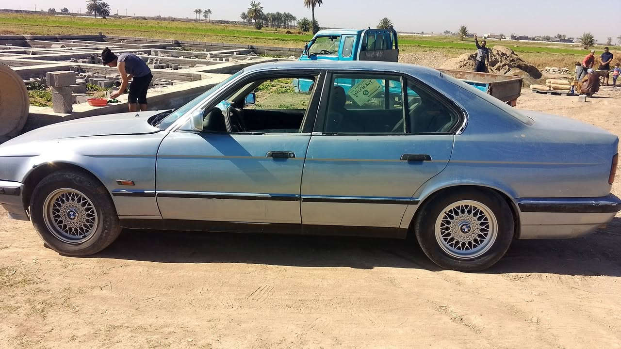 بيئم مال تعمير سياره حلوه وكاعده سنويه ل 28 سياره بسمي رقمهه انبار نكليزي سعر38وبيهه مجال ***********
