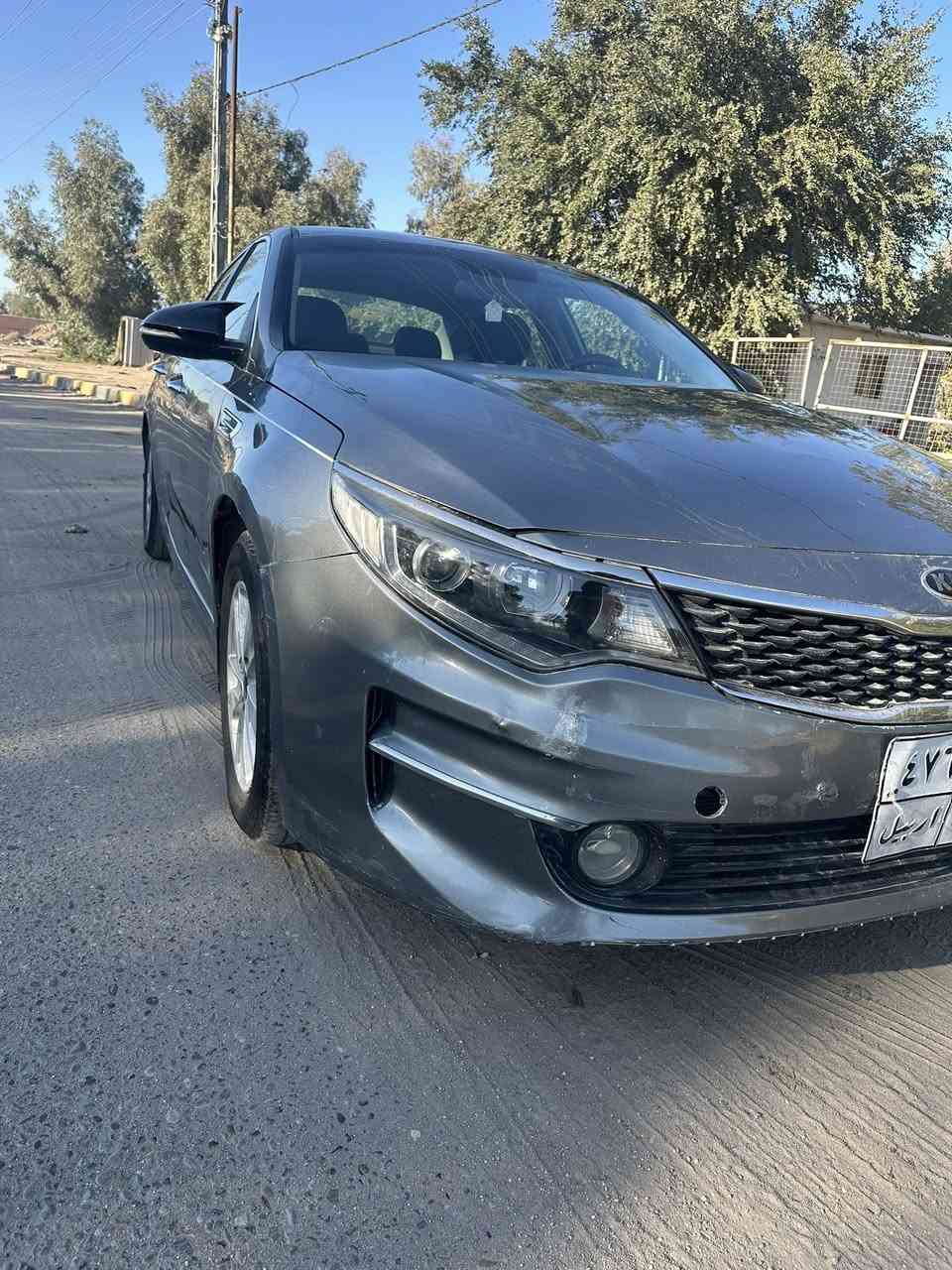 السلام عليكم ورحمة الله وبركاته
كيا اوبتيما 
2016
رقم اربيل الماني 
مصفره غرامات 
وارد امريكي بيه جاملغ سرقه وبيه بارد بل جاملغ وبل بيبان مثل ماموضح بل صوره
بدون شواصي ولغود  
محرك 2400 كفاله 
كير AT كفاله 
تبريد ثلج 
حداديه 
تحكم ستيرن فول 
شاشة لمس 
كامره خلفيه 
رادارات 
تخم تاير 
كامره
كشنات كهربائي 
خزن ميميري 
السياره نضيفه وبلعافيه الي ياخذه 
مكاني كربلاء 
السعر 109 
***********
