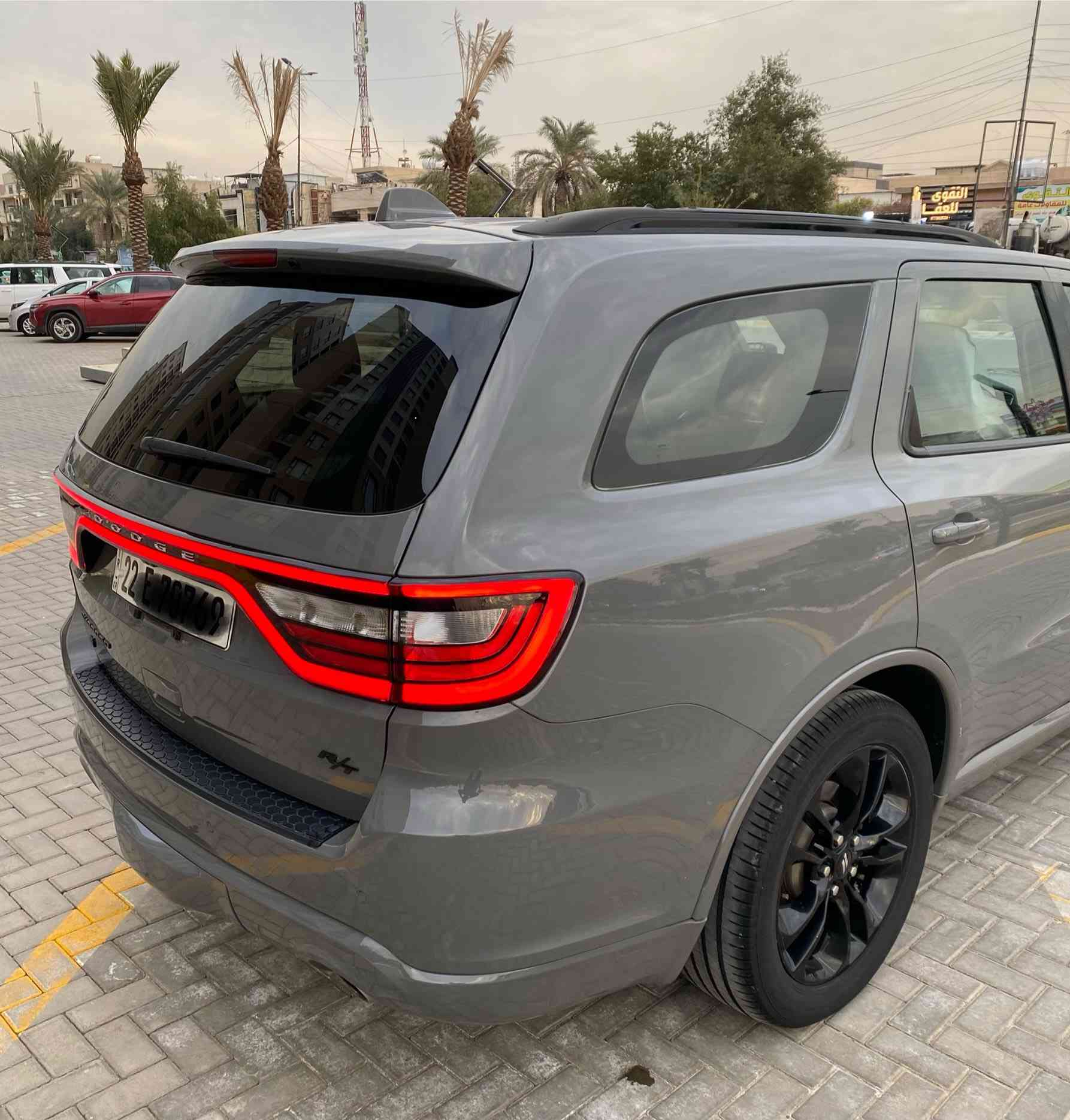 دورنكو 2020 كندي كليين لون سمنتي RT max فوول 1/1 داخل احمر منفصل رادار امامي وخلفي نقطه عمياء بنيد فتحات كشنات تدفئه تبريد خزن ميموري ستيرن كهرباء تحديد مسار سلايد جنطه كهرباء حساس امامي خلفي مري قلاب شفتات ستيرن كراسي كهرباء باقي المواصفات معروفه محرك 5700 سياره وضع الشركه وجديده بدون اي نقص للاتصال ***********
